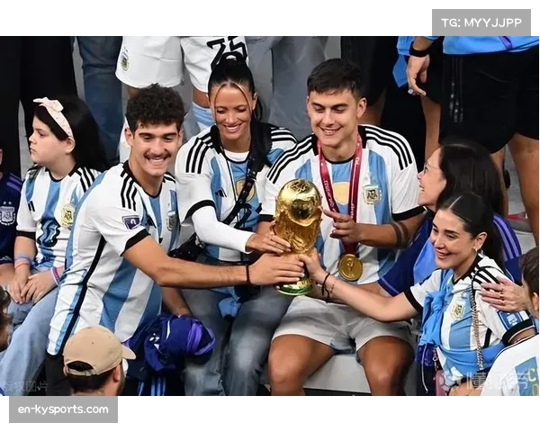 国际米兰三中卫弹性防御体系 对阵曼城决赛连续封堵七次射门